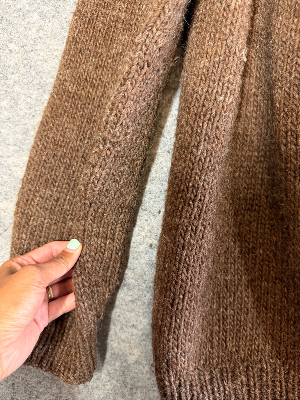 Vintage Icelandic Wool Cardigan Brown Nordic Fair Isle Metal Clasp Sweater Chic - Picture 12 of 16